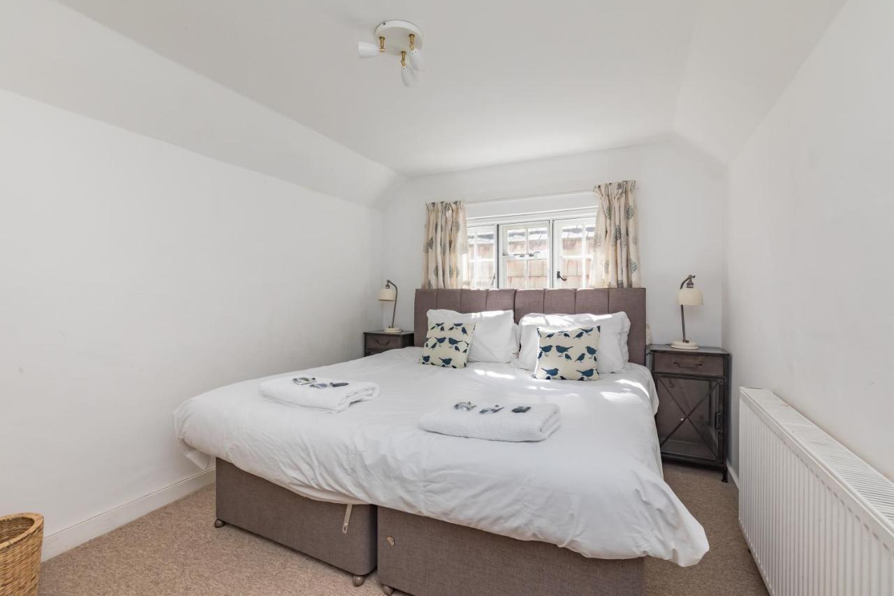 Danny Lodge - Country Cottage Near Brighton By Huluki Sussex Stays Hurstpierpoint Exterior foto